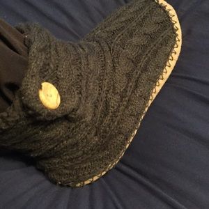 Sweater slippers